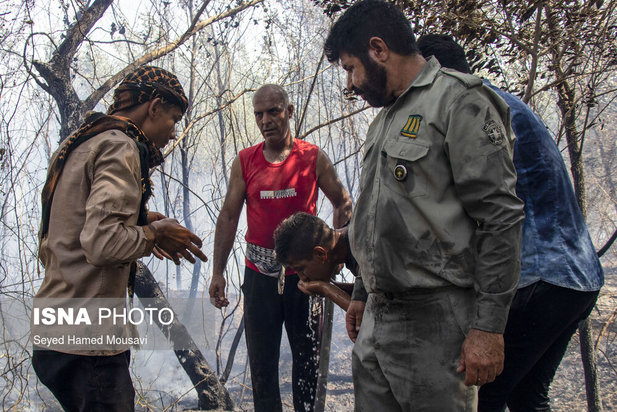 ادامه آتش سوزی در جنگل‌های کرخه
