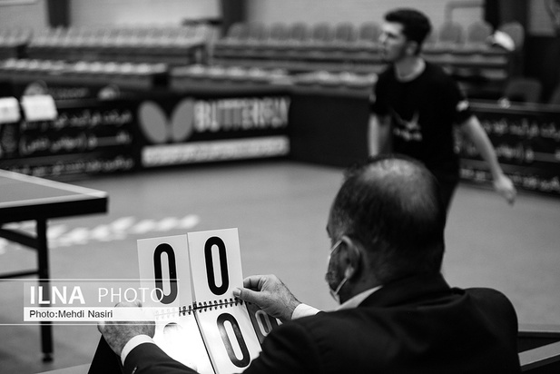 مسابقات نیمه نهایی لیگ برتر تنیس