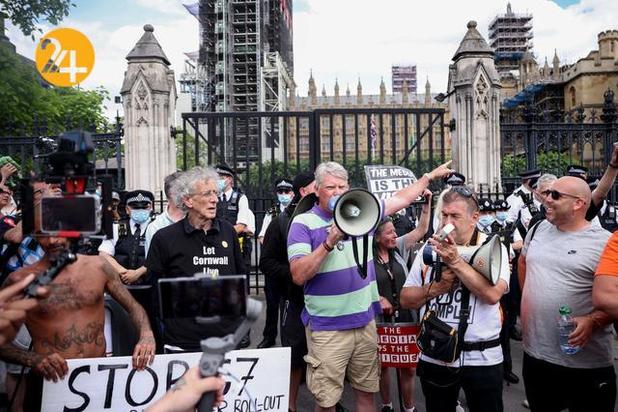 اعتراضات ضد قرنطینه در بریتانیا