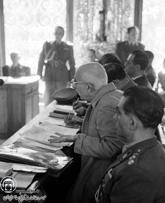 تصاویری از دکتر محمد مصدق