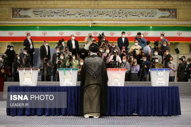 حضور رهبری پای صندوق رای