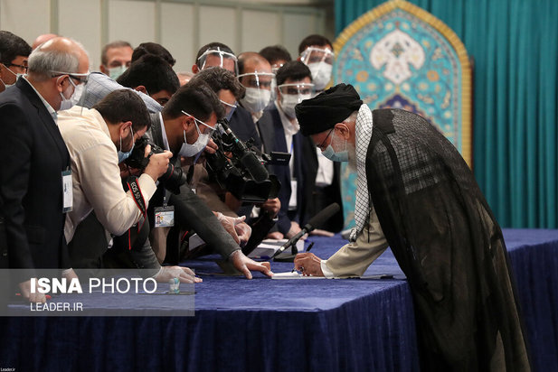 حضور رهبری پای صندوق رای