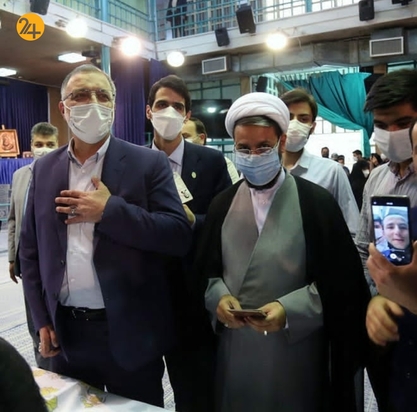 تصاویر چهره‌های سیاسی پای صندوق‌های رای