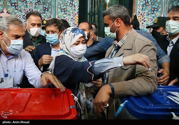 حضور عبدالناصر همتی پای صندوق رای