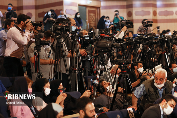 نخستین نشست خبری ابراهیم رئیسی رئیس جمهوری منتخب