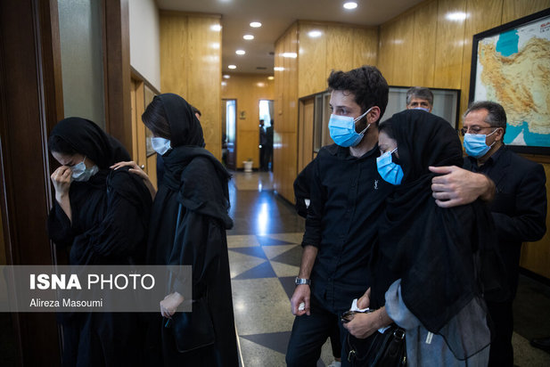 ورود قربانیان و مصدومان سانحه واژگونی اتوبوس خبرنگاران، به فرودگاه مهرآباد