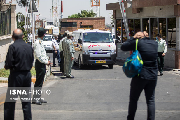 ورود قربانیان و مصدومان سانحه واژگونی اتوبوس خبرنگاران، به فرودگاه مهرآباد