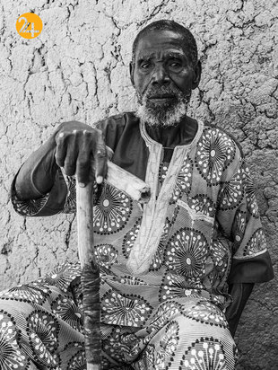 آدریان بیتیبالی عکاس مستند