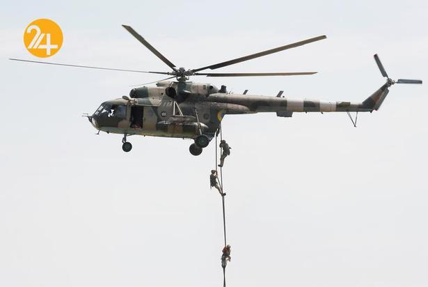 آزمایش سامانه‌های متنوع موشکی روسیه همزمان با تحرکات آمریکا در دریای سیاه