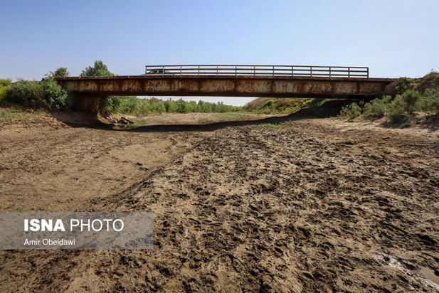 خشکی هورالعظیم در دشت آزادگان