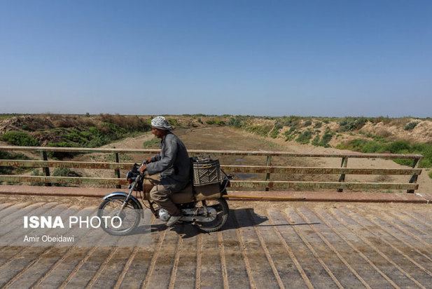 خشکی هورالعظیم در دشت آزادگان