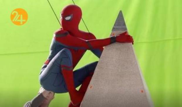 جادوی پشت صحنه