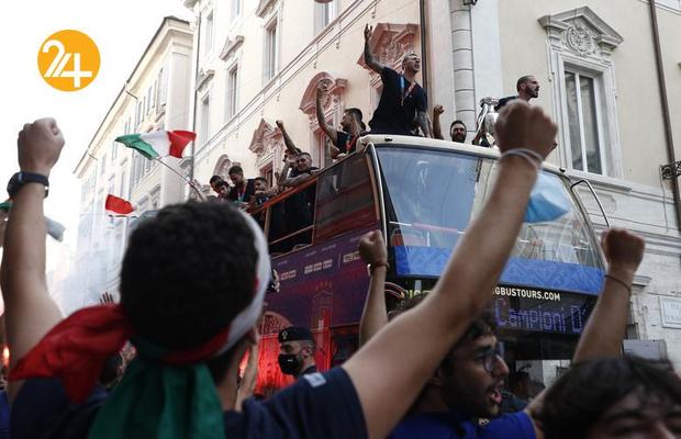 جشن قهرمانی تیم ملی ایتالیا