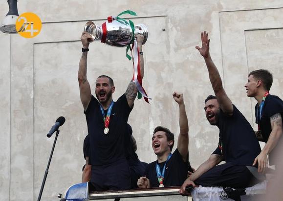 جشن قهرمانی تیم ملی ایتالیا