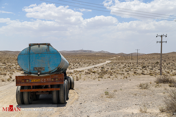 در جستجوی آب