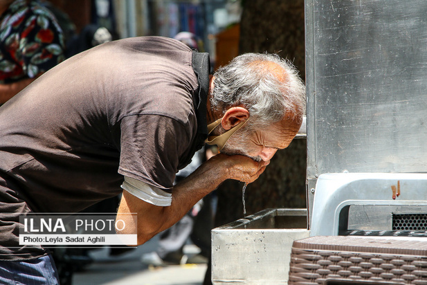 گرمای طاقت فرسا در تهران