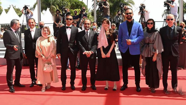 اصغر فرهادی برنده جایزه بزرگ کن