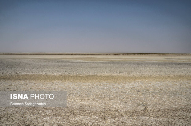 تالاب گاوخونی در روزگار خشکی