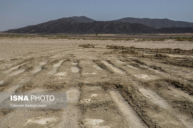 تالاب گاوخونی در روزگار خشکی