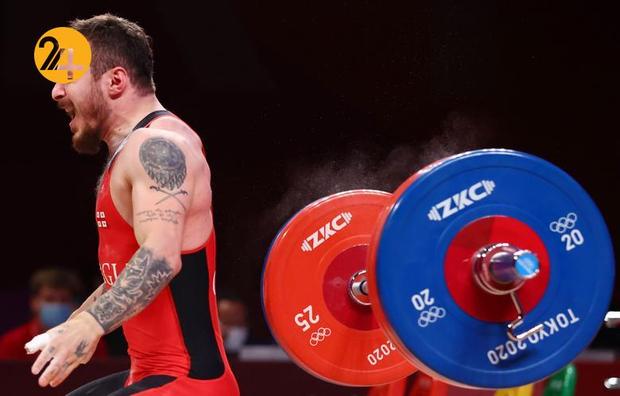 هیجان ورزشکاران المپیک توکیو در میدان مسابقه