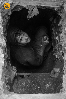 مهاجران افغان در چاه‌های فاضلاب ایران