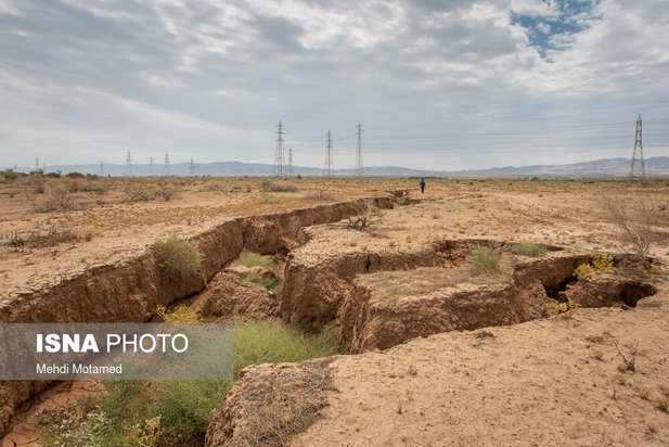بحران فرونشست دشت قزوین