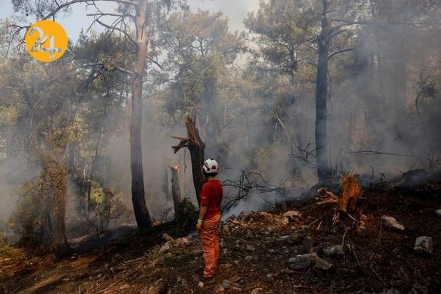 تداوم آتش سوزی در سواحل جنوبی ترکیه