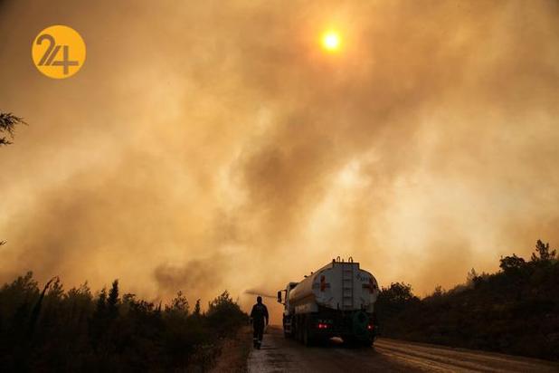 تداوم آتش سوزی در سواحل جنوبی ترکیه