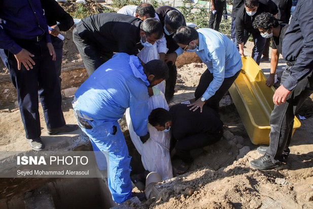 مشهد مرگبارترین شهر کرونایی ایران