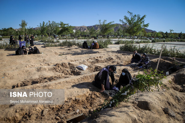 مشهد مرگبارترین شهر کرونایی ایران