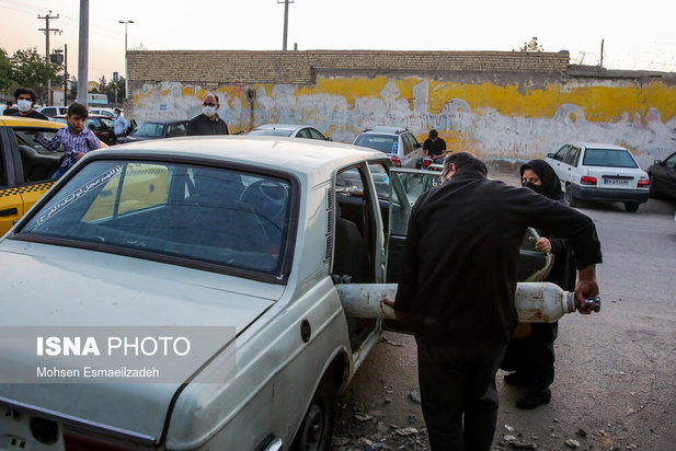 صف‌های طولانی اکسیژن در مشهد