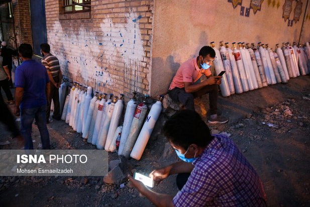 صف‌های طولانی اکسیژن در مشهد