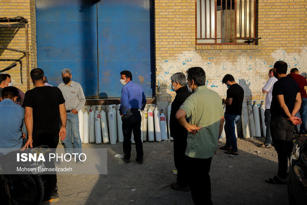 صف‌های طولانی اکسیژن در مشهد