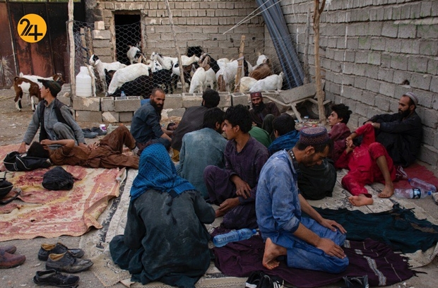 تصاویری غم بار از آوارگان افغان