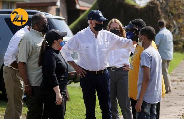 بایدن در میان ویرانه‌های طوفان آیدا