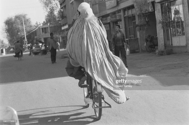 وضعیت زنان در دوره ۵ ساله حکومت طالبان بر افغانستان