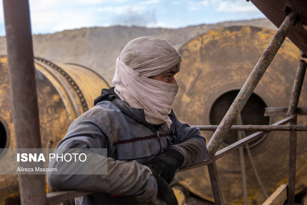 آرادکوه منشا بوی بد تهران