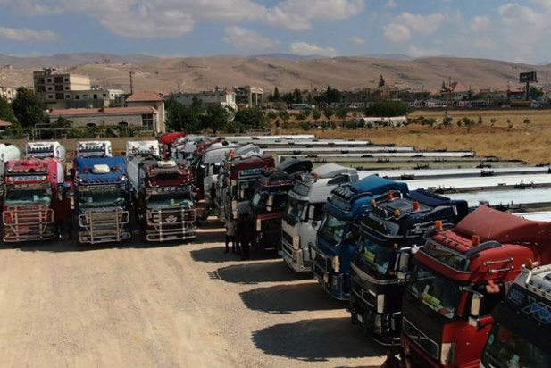 ورود کامیون‌های سوخت ایران به لبنان
