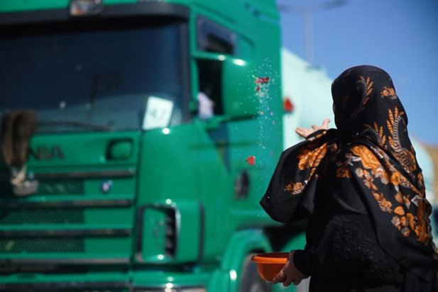 ورود کامیون‌های سوخت ایران به لبنان