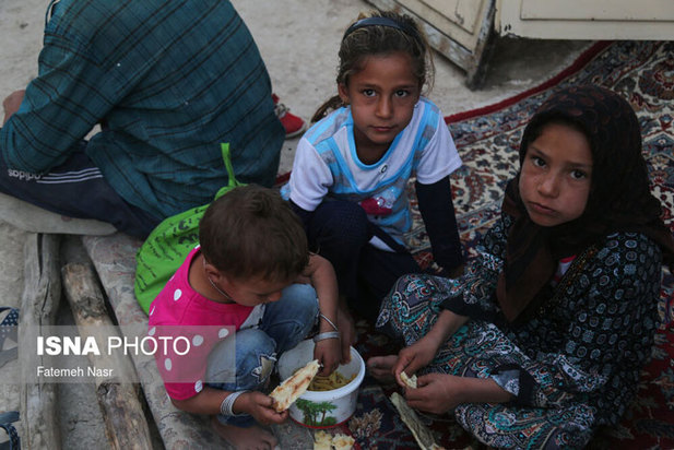زندگی مهاجران افغان در حاشیه شهر اصفهان