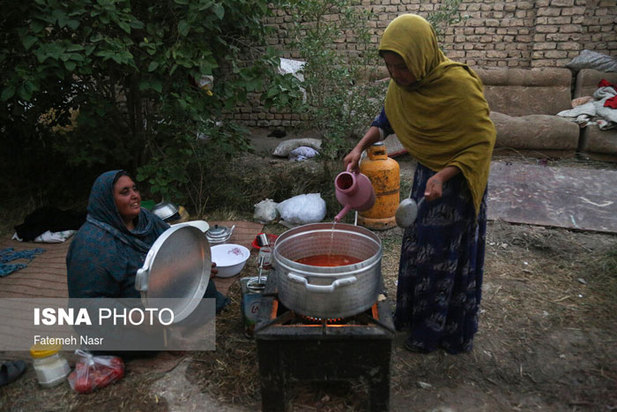 زندگی مهاجران افغان در حاشیه شهر اصفهان