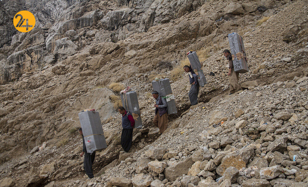 جدال کولبران ایرانی با مرگ