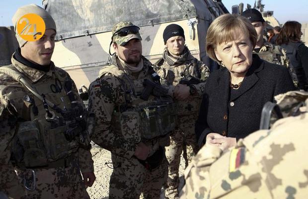 سه دهه فعالیت سیاسی آنگلا مرکل