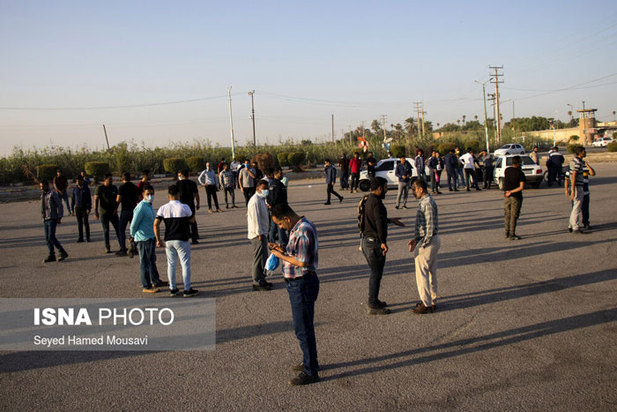 تجمع کارگران نیشکر هفت تپه در اهواز