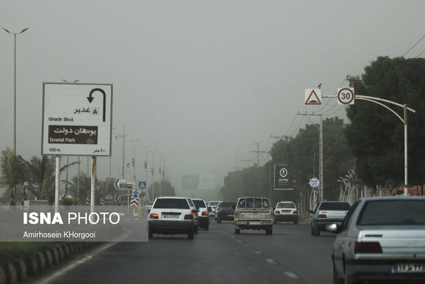 طوفان و گرد و خاک در بندرعباس