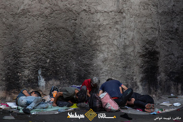 کارتن خواب‌ها و معتادان تهران