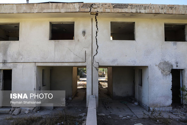 تخلیه یک شهرک بخاطر فرونشست زمین در اصفهان