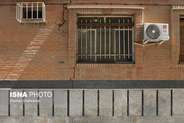 تخلیه یک شهرک بخاطر فرونشست زمین در اصفهان