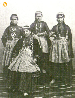پوشاک زنان قاجار