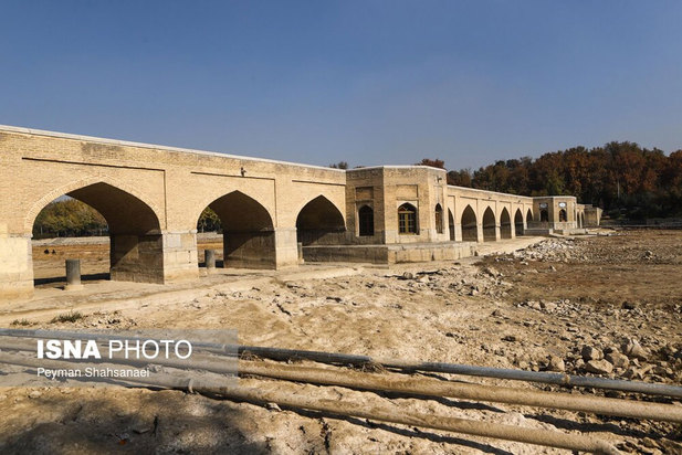 تخریب پل‌های تاریخی اصفهان